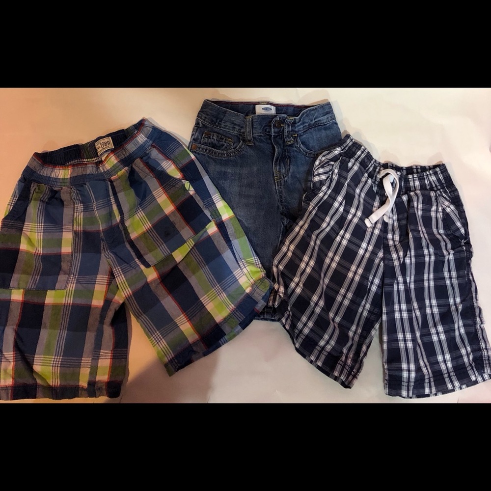 Boys size 6 shorts Bundle Three pair